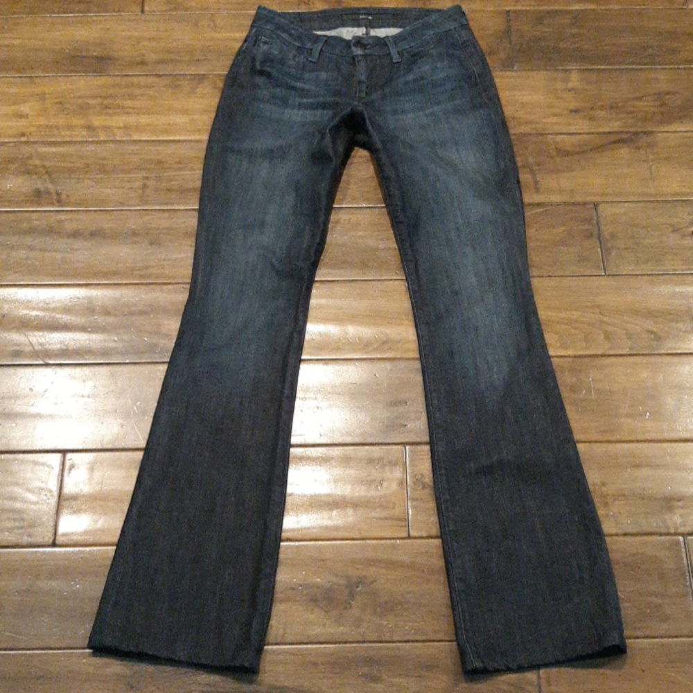 Joe's jeans dark denim boot cut fit honey jeans 26